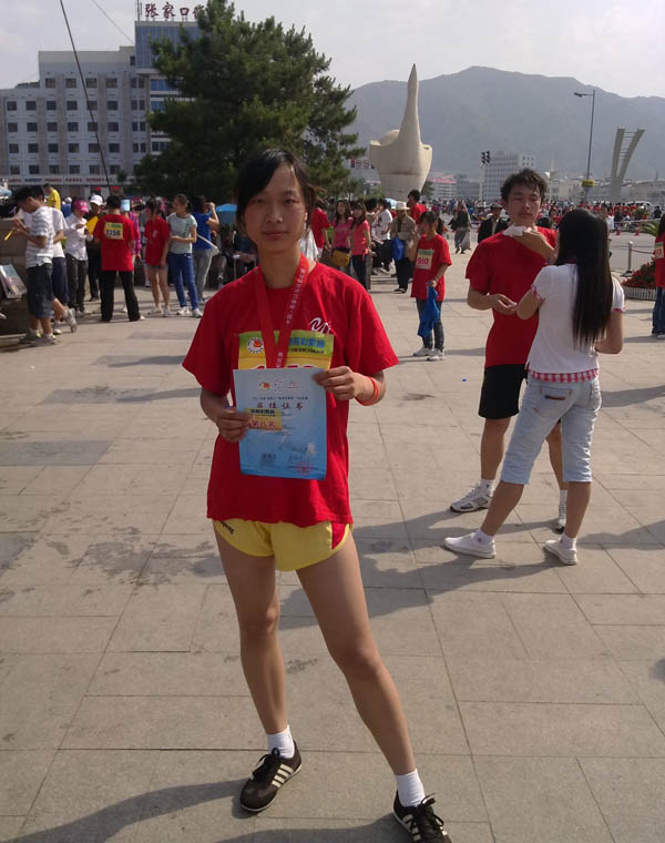 开元官网学生在中国•张家口“体育彩票杯”马拉松赛中取得好成绩