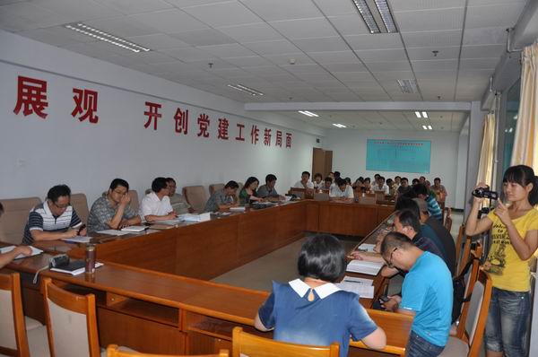 开元官网召开辅导员读书交流会