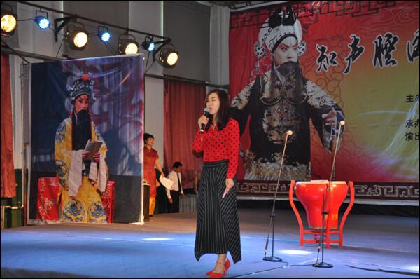 “知声腔国粹 爱家乡文华”戏曲进校园专场演出在KY开元集团官网文化活动中心举行