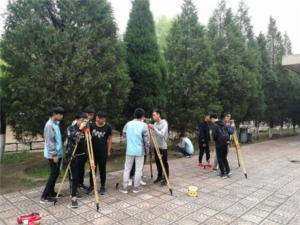 曲阳、尚义职教中心学生圆满完成在开元官网的交流学习