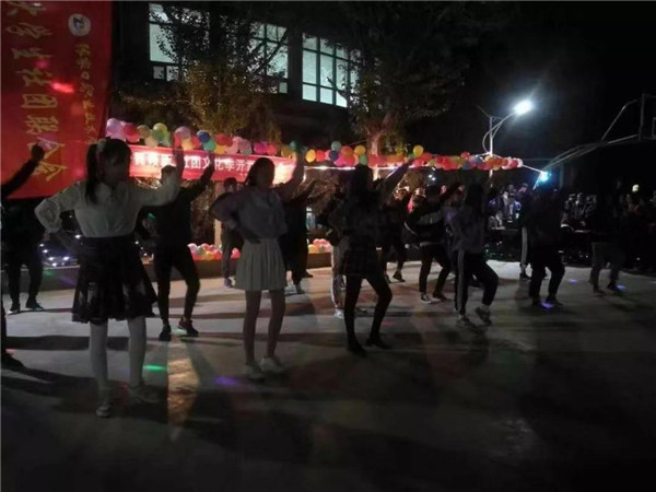 开元官网第二届社团文化节拉开帷幕