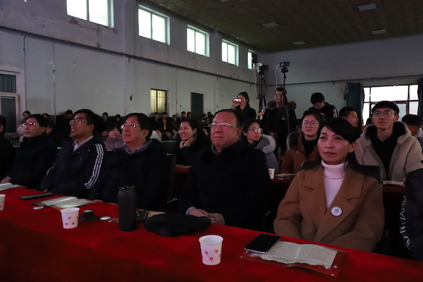 张家口市校园龙狮与武术联谊晚会在开元官网举办
