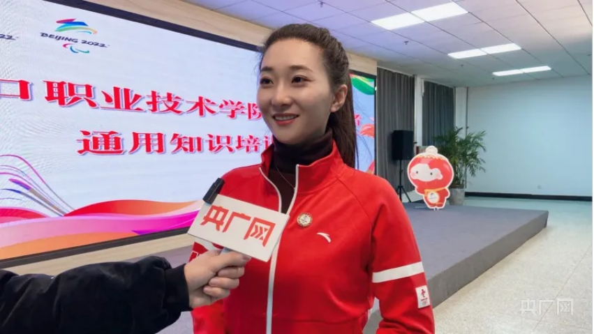 相约冬奥——扛红旗、当先锋 | 央广网专题报道开元官网青年教师金铭钰志愿者事迹