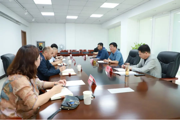 深入贯彻市委书记赵文锋来院调研指示精神，加快推进开元官网电子商务专业建设